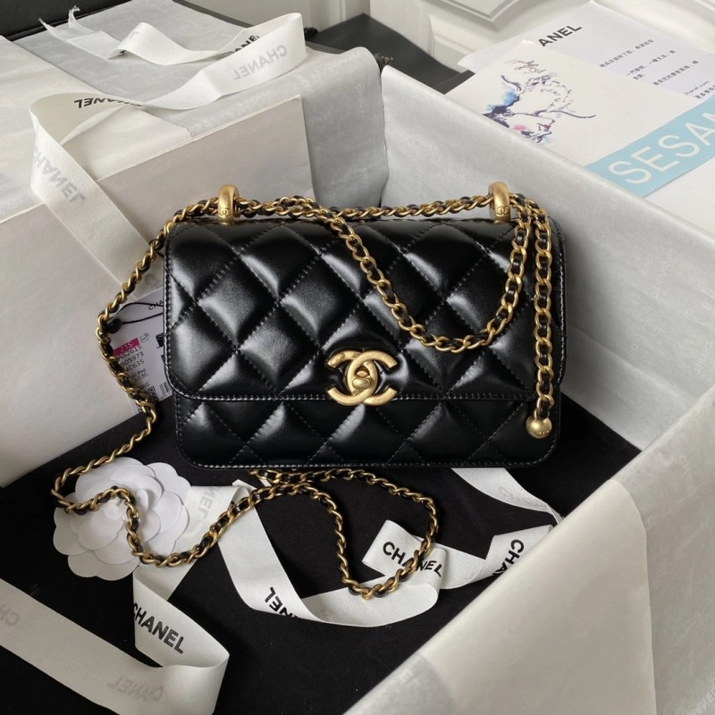 Ch**el woc bags 4017-1842