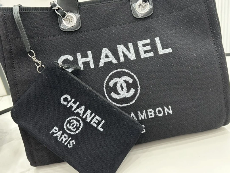 Ch**el shopping bags 4017-1943