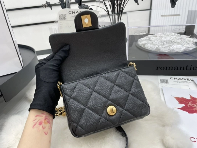 Ch**el cf series bags 4017-1953