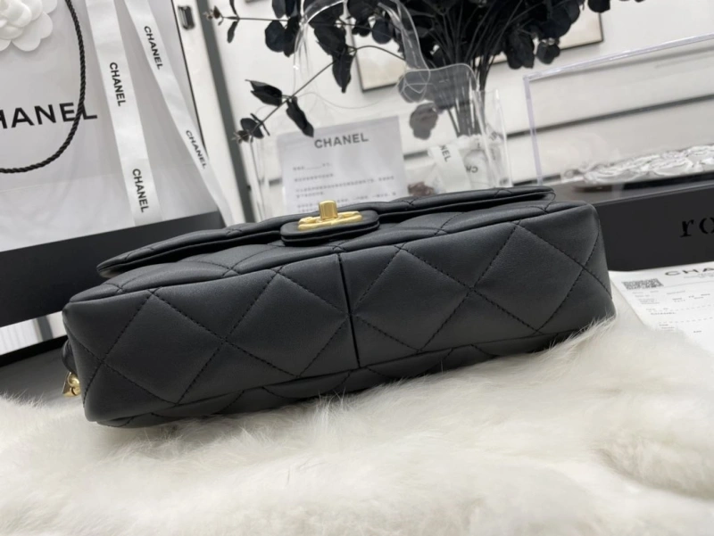 Ch**el cf series bags 4017-1959