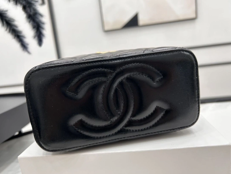 Ch**el cosmetic bags 4017-1966