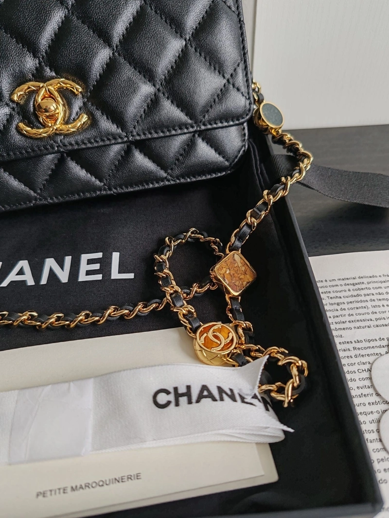Ch**el woc bags 4017-2042