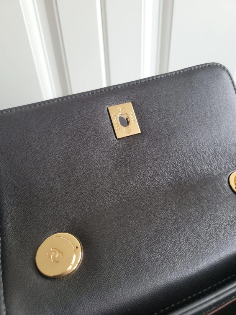 Ch**el woc bags 4017-2044