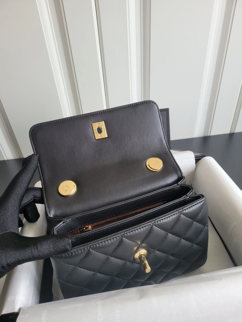 Ch**el woc bags 4017-2044
