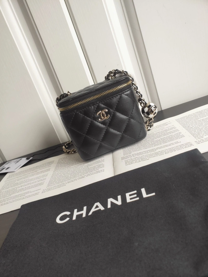 Ch**el cosmetic bags 4017-2048