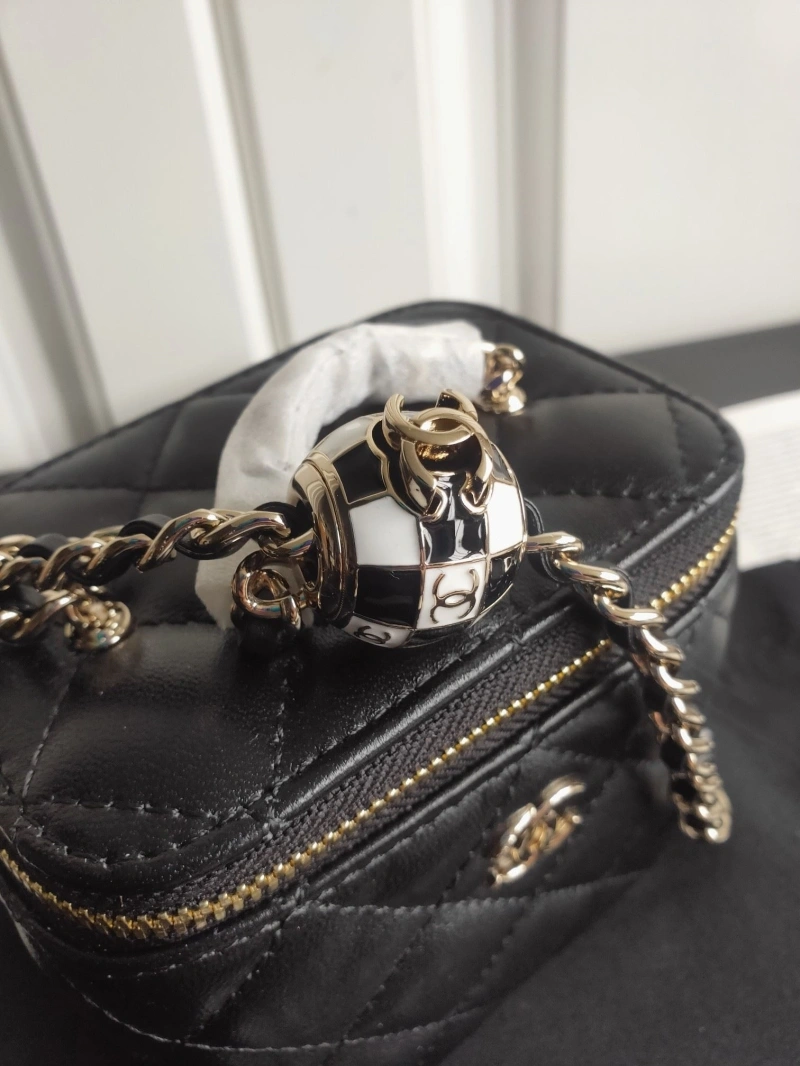 Ch**el cosmetic bags 4017-2048