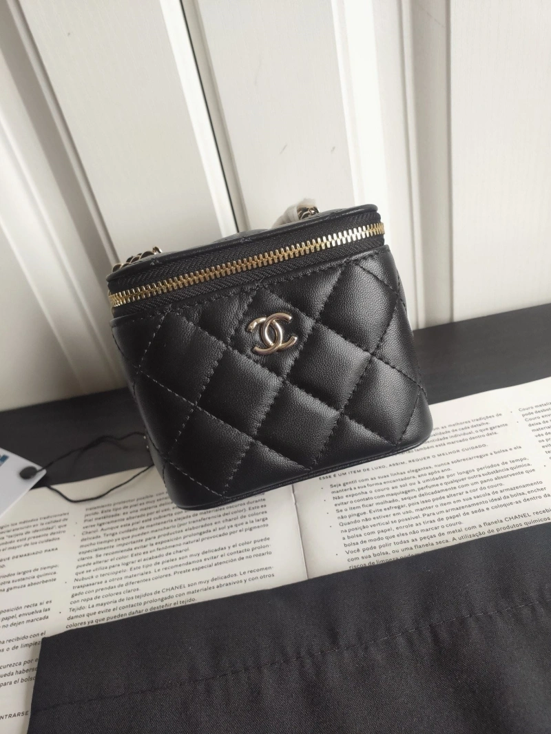 Ch**el cosmetic bags 4017-2048