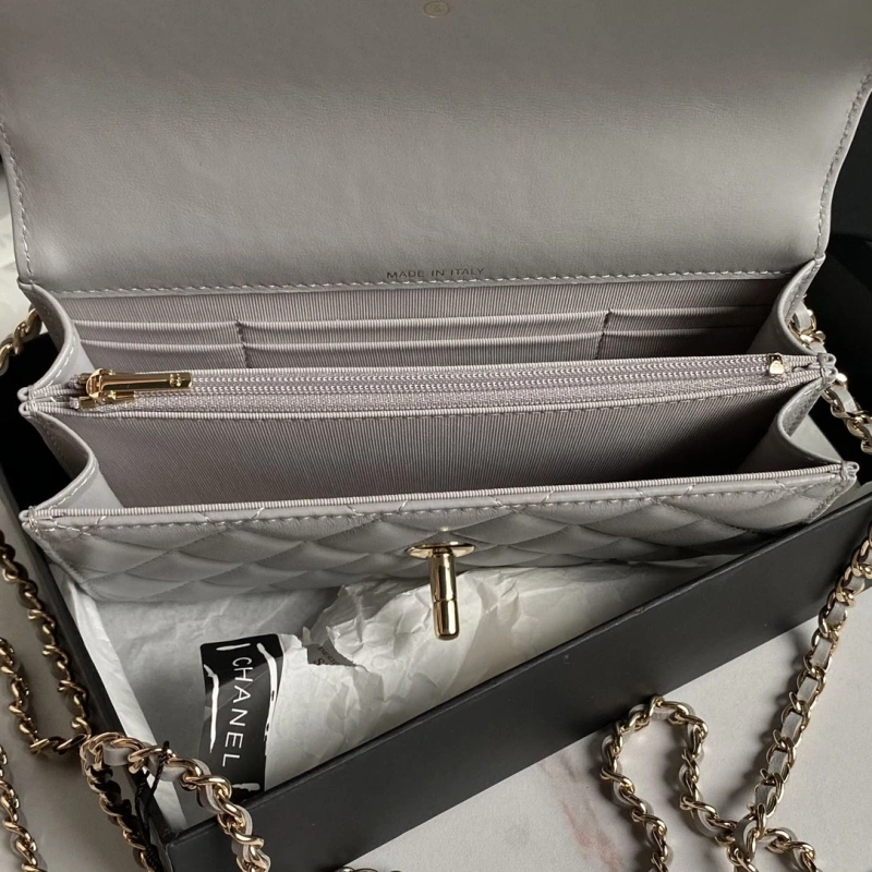 Ch**el woc bags 4017-2076