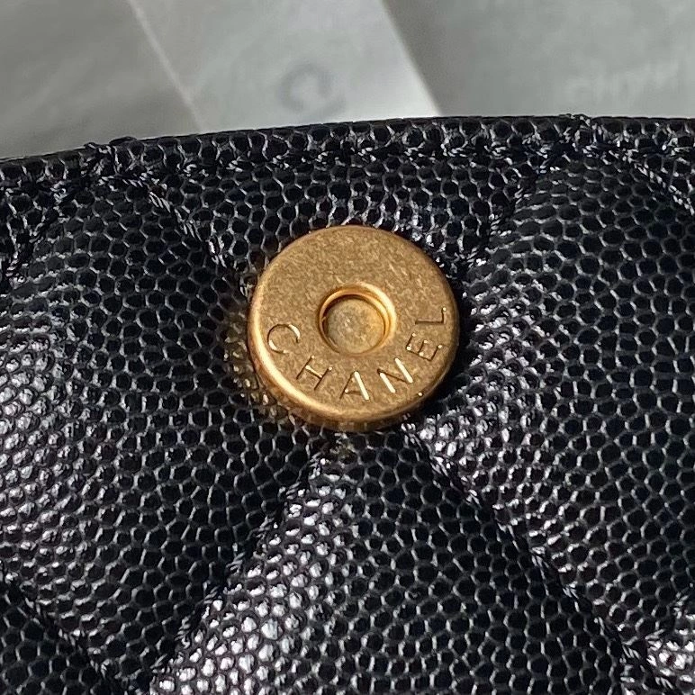 Ch**el woc bags 4017-2079