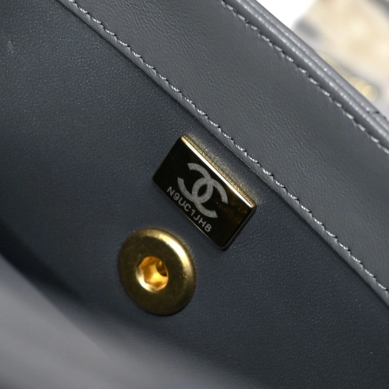 Ch**el woc bags 4017-2129