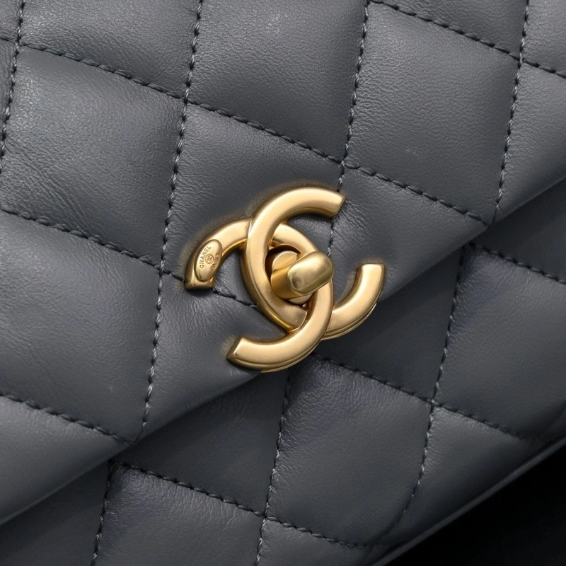 Ch**el woc bags 4017-2133