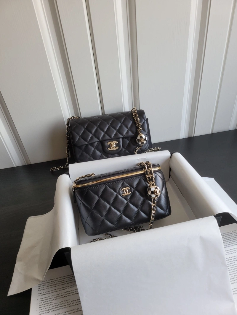 Ch**el cosmetic bags 4017-2150
