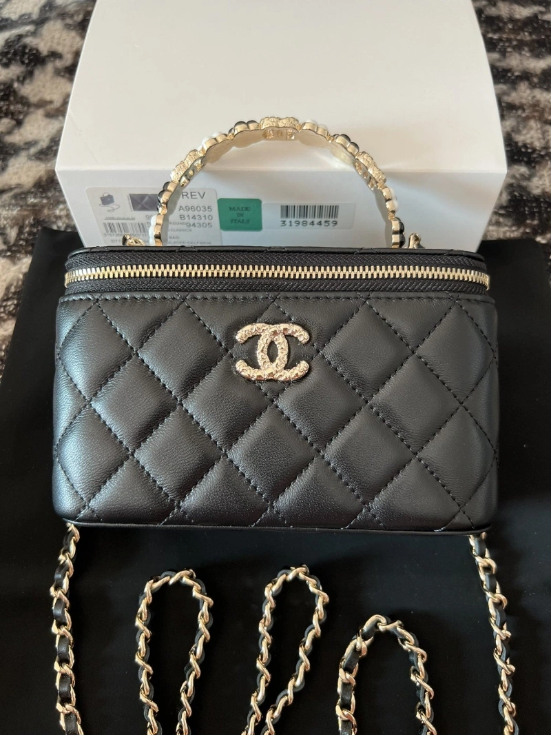 Ch**el cosmetic bags 4017-2238