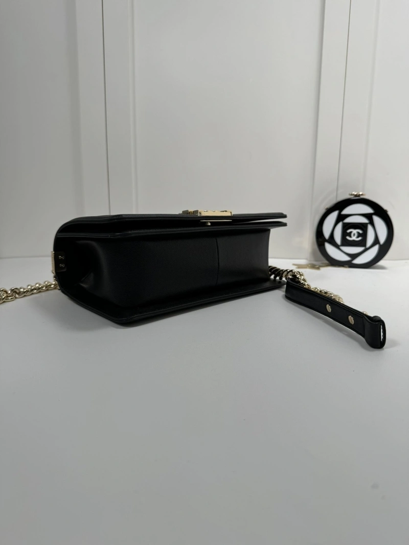 Ch**el woc bags 4017-2251