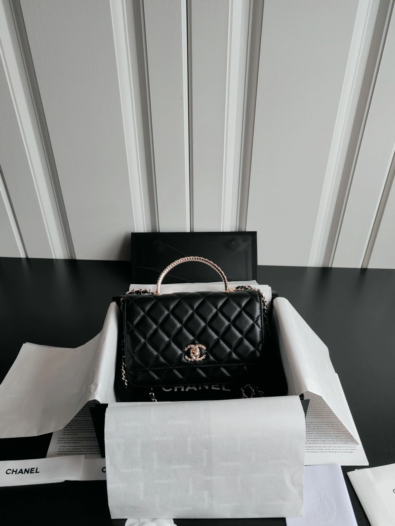 Ch**el cosmetic bags 4017b-0015