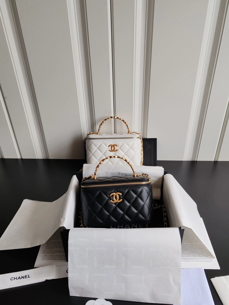 Ch**el cosmetic bags 4017b-0019