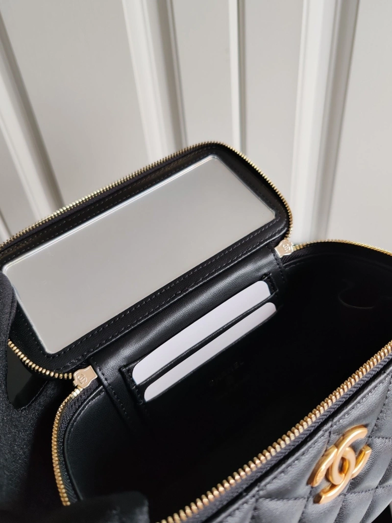Ch**el cosmetic bags 4017b-0019
