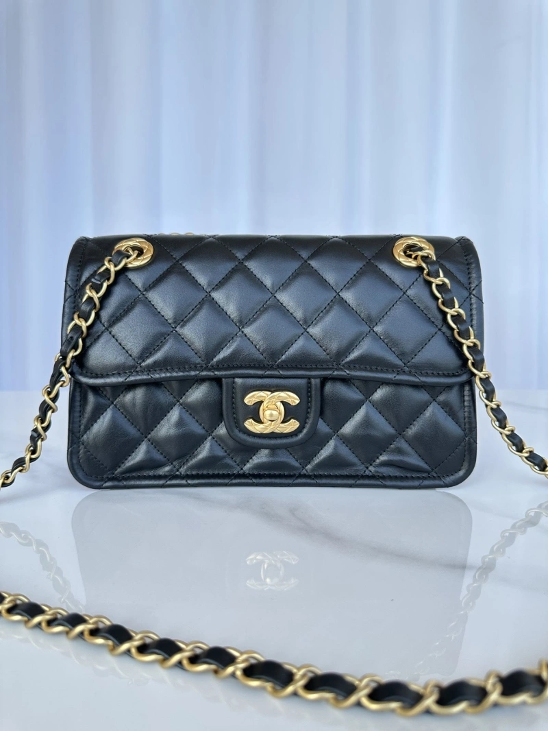 Ch**el cf series bags 4017b-0127