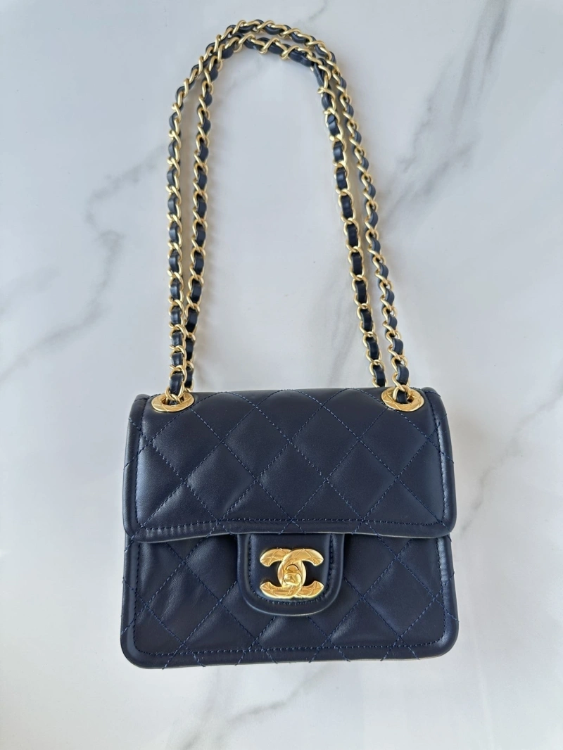Ch**el cf series bags 4017b-0129