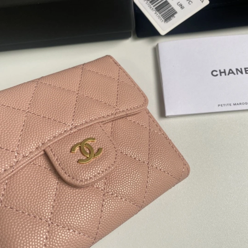Ch**el wallets 4017b-0158