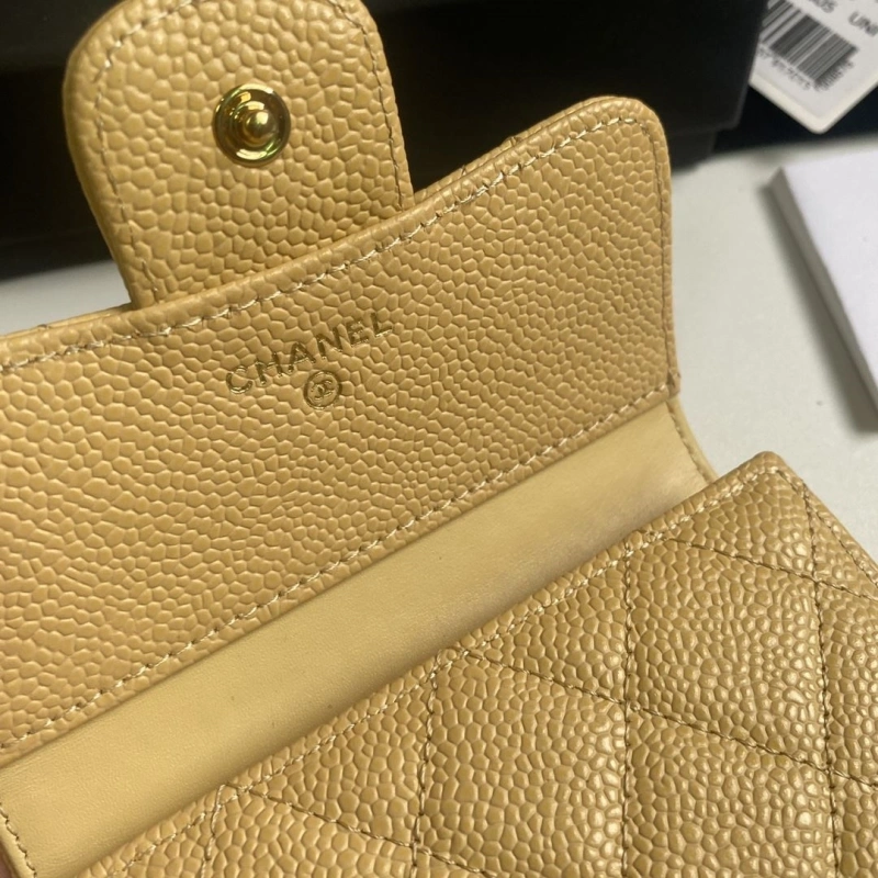 Ch**el wallets 4017b-0160