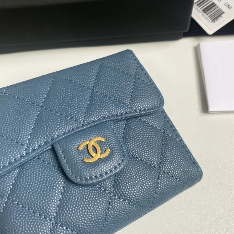 Ch**el wallets 4017b-0161