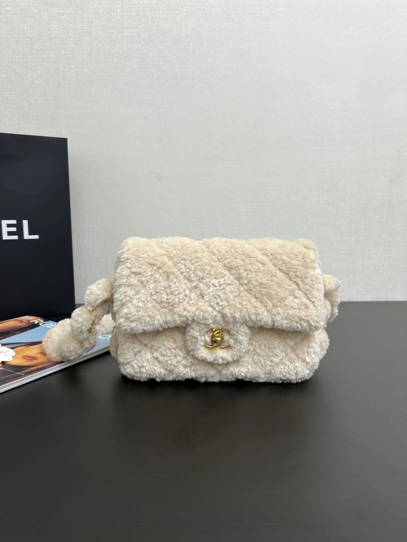 Ch**el cf series bags 4017b-0192