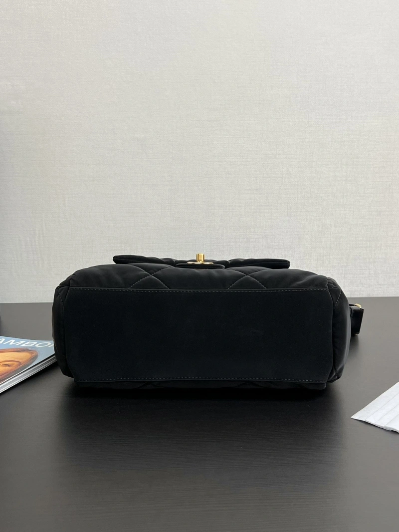 Ch**el cf series bags 4017b-0194