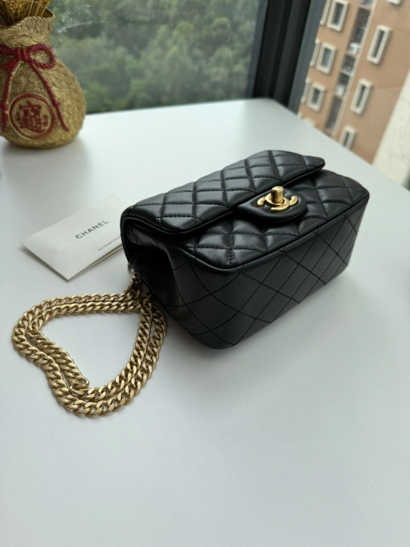 Ch**el cf series bags 4017b-0202