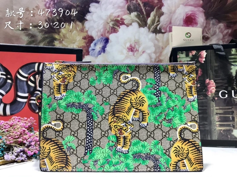 Gvc*1 clutch bags 4032-0180