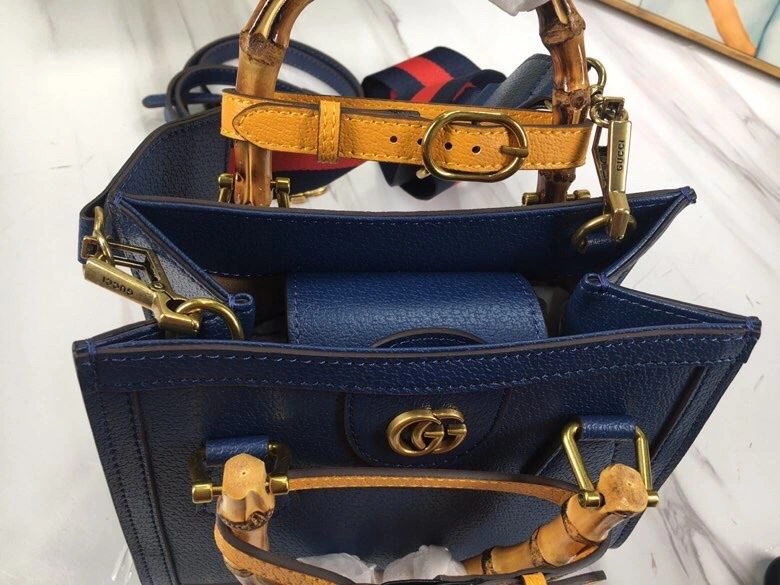 Gvc*1 top handle bags 4032-0460