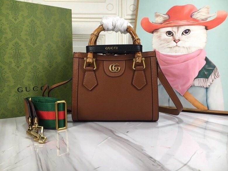 Gvc*1 top handle bags 4032-0461