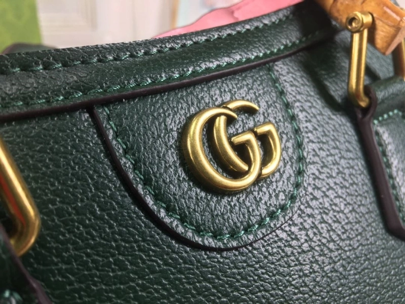 Gvc*1 top handle bags 4032-0463