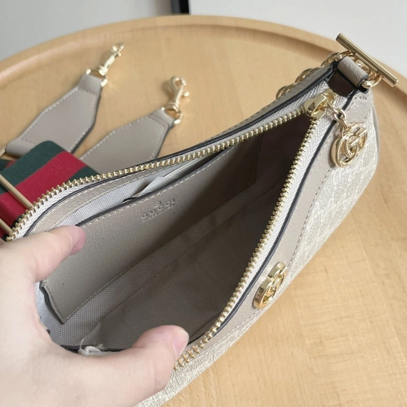 Gvc*1 top handle bags 4032-0480