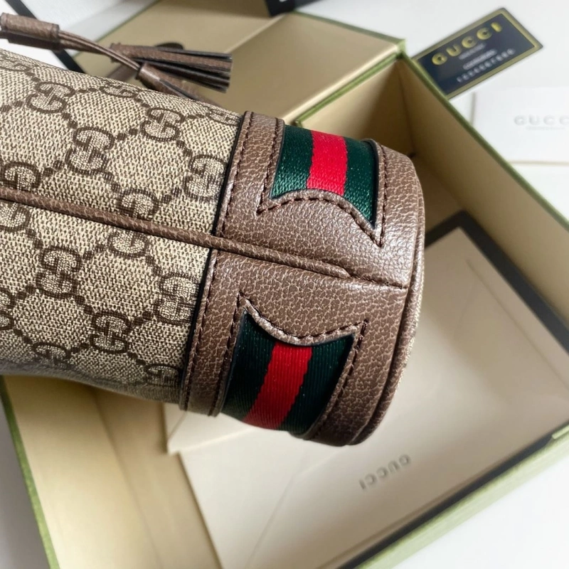 Gvc*1 bucket bags 4032-0490