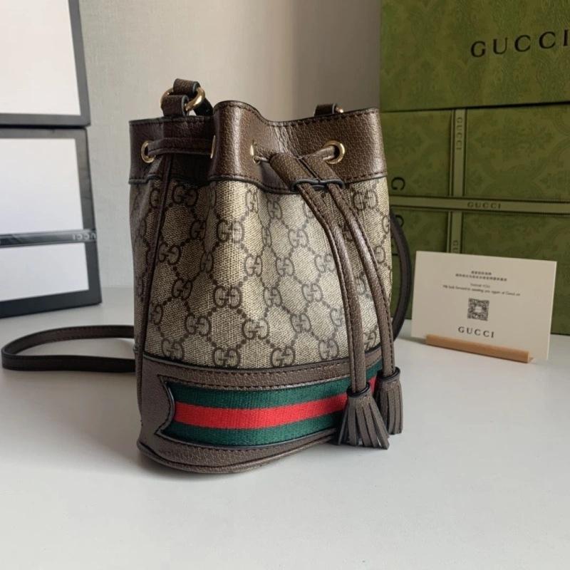Gvc*1 bucket bags 4032-0491