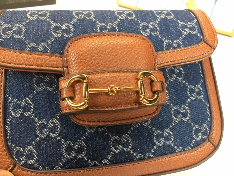 Gvc*1 satchel bags 4032-0758
