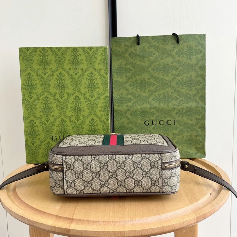 Gvc*1 satchel bags 4032-0845