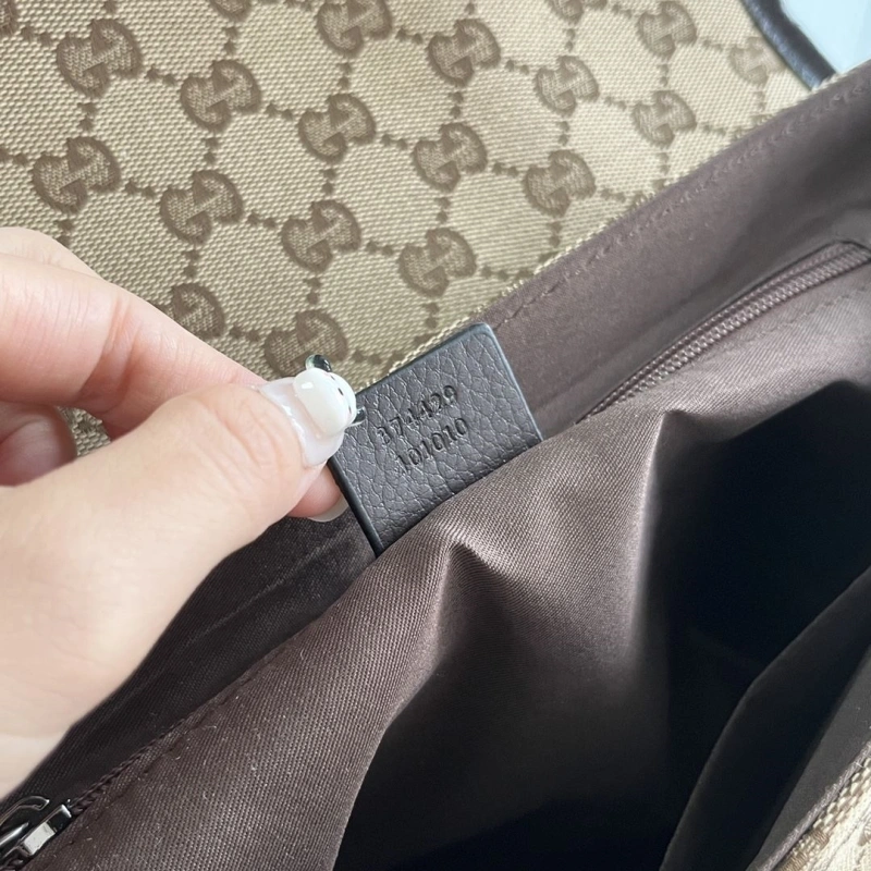 Gvc*1 satchel bags 4032-0853