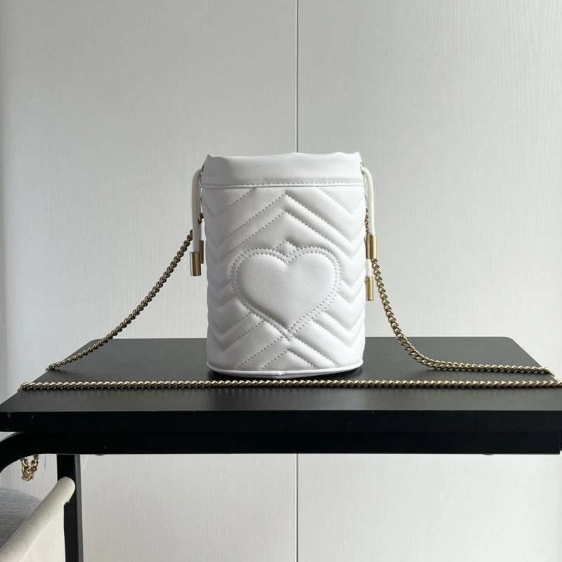 Gvc*1 bucket bags 4032-0867