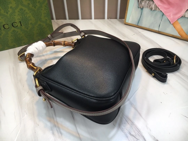 Gvc*1 top handle bags 4032-0957