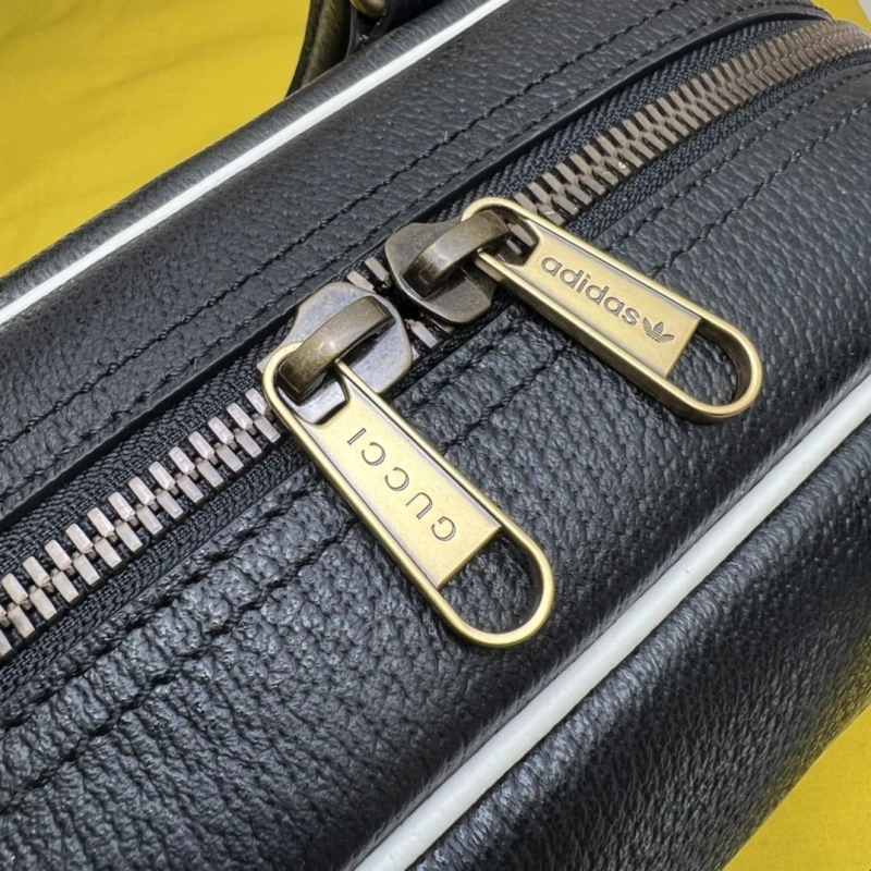 Gvc*1 top handle bags 4033-0096