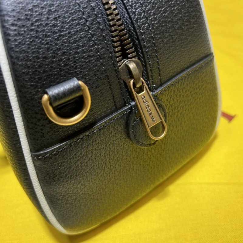 Gvc*1 top handle bags 4033-0096