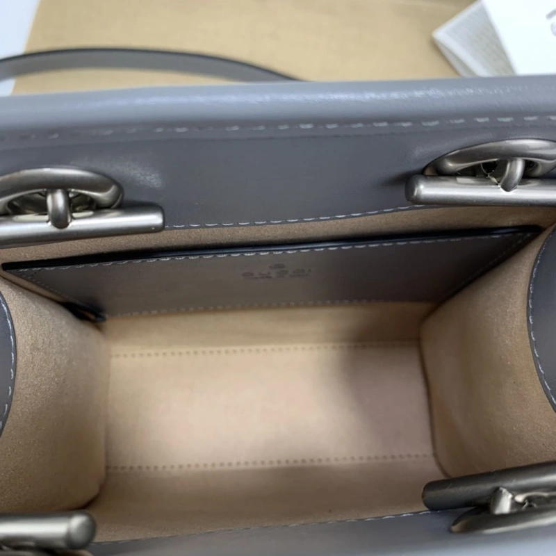 Gvc*1 top handle bags 4033-0168
