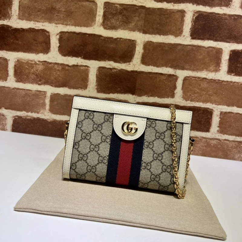 Gvc*1 clutch bags 4033-0174