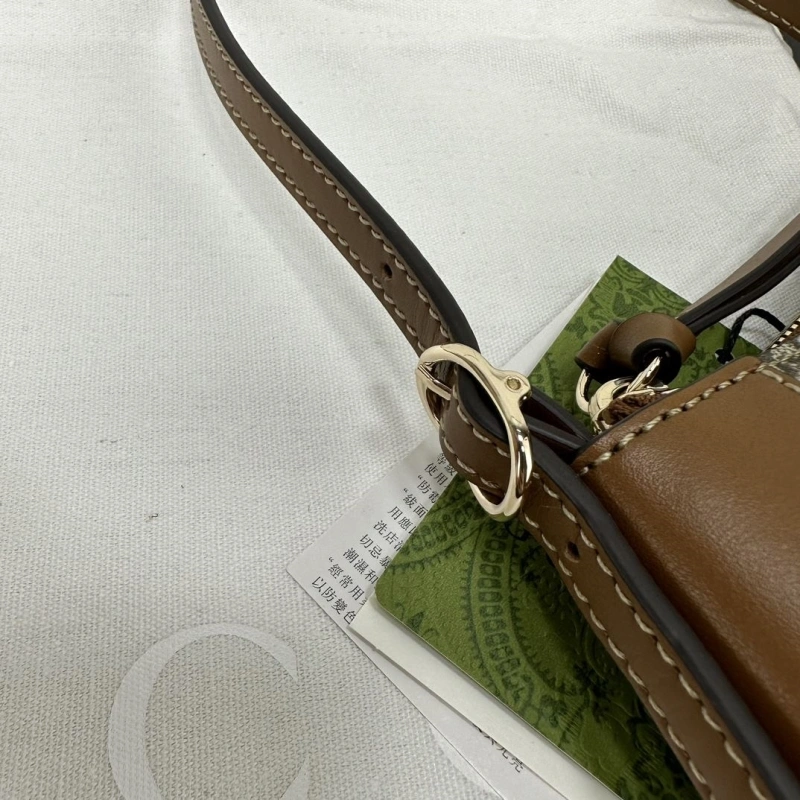Gvc*1 top handle bags 4034a-0004
