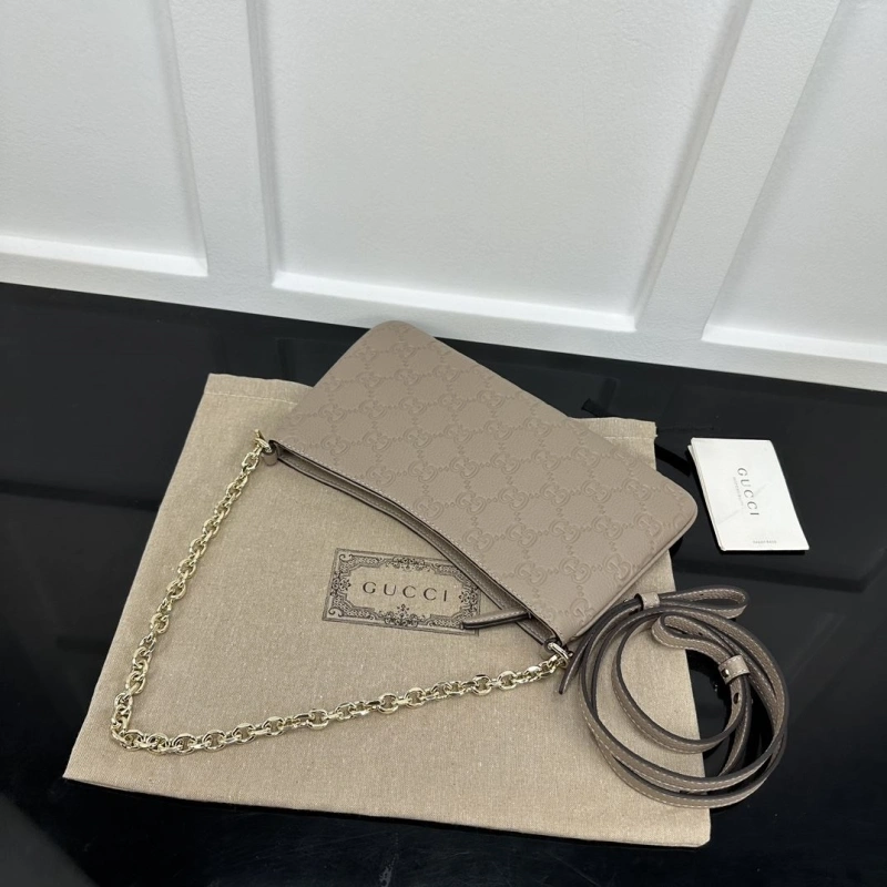 Gvc*1 satchel bags 4034a-0077