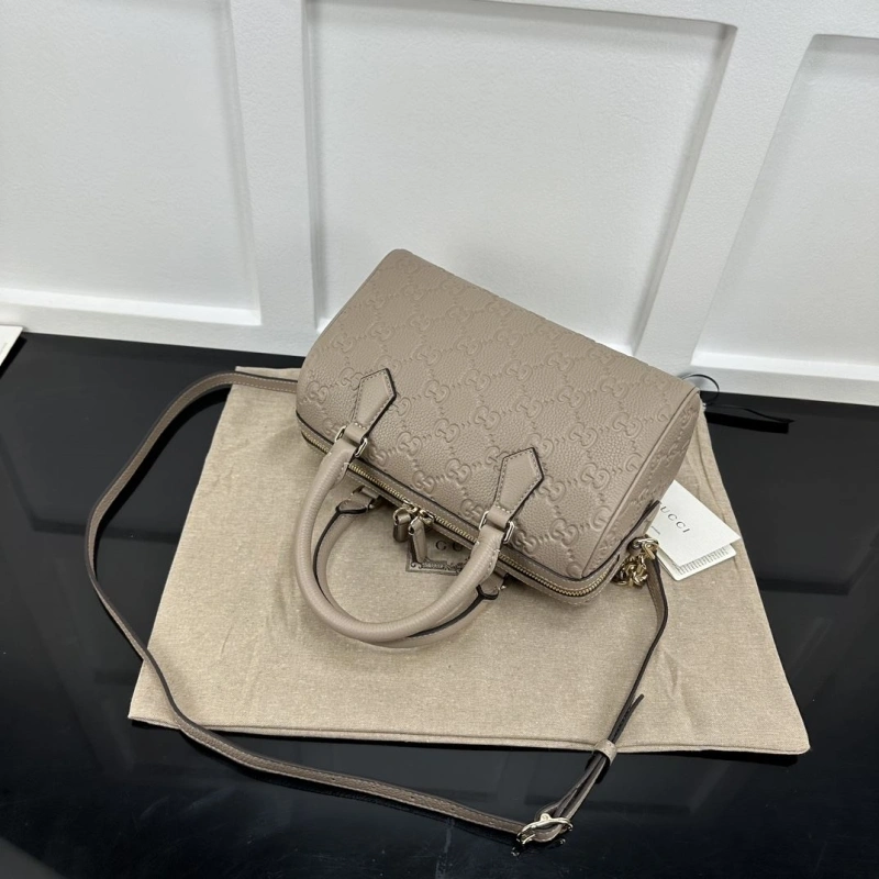 Gvc*1 speedy bags 4034b-0001
