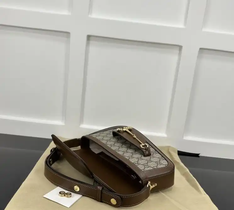 Gvc*1 satchel bags 4034f-0008
