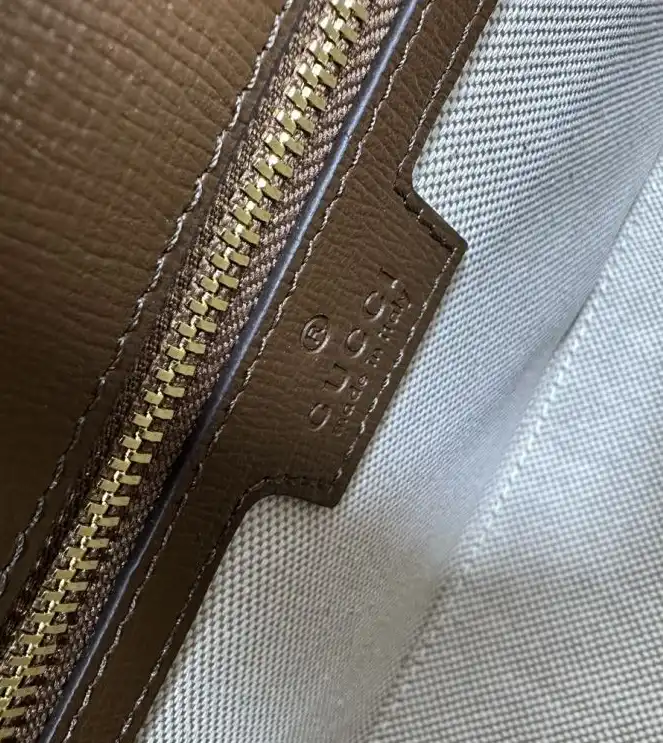 Gvc*1 satchel bags 4034f-0008